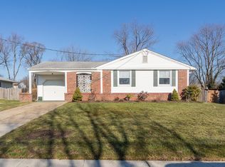 2408 Chestnut Hill Dr, Cinnaminson, NJ 08077