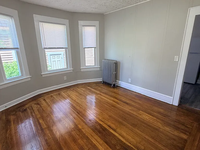 103-105 Lombard St #1 — Photo 2