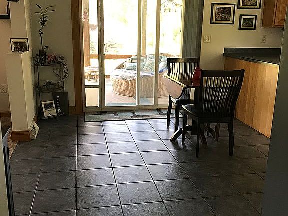 3rd image of 441 E Campbell Ave