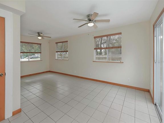 3rd image of 2499 17th Ave N