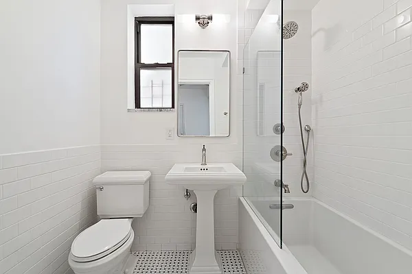 Sold by Compass | media 7