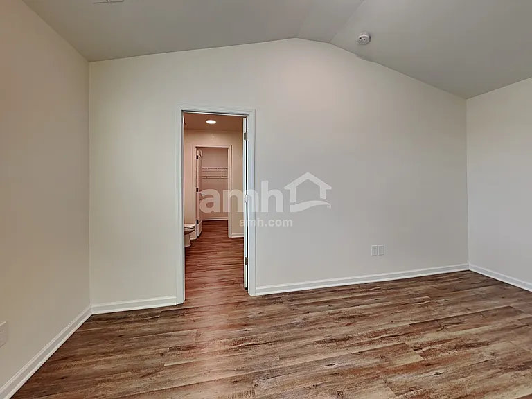 6072 Mason Tucker Dr — Photo 12