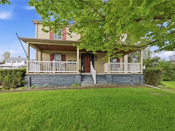 101 N Market St, New Wilmington, PA 16142