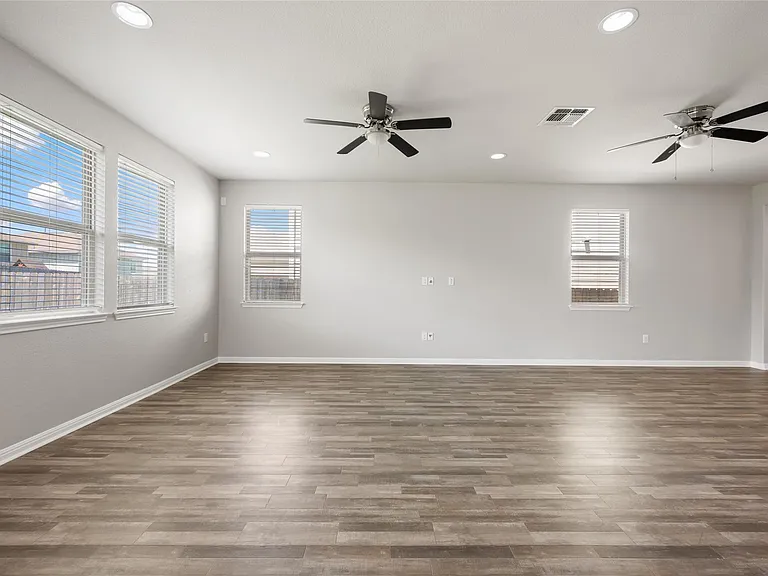 124 Guemal Rd — Photo 10
