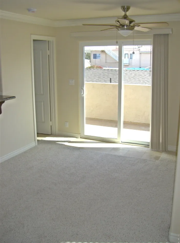Studio, 400 sqft, $1,895 — Photo 4