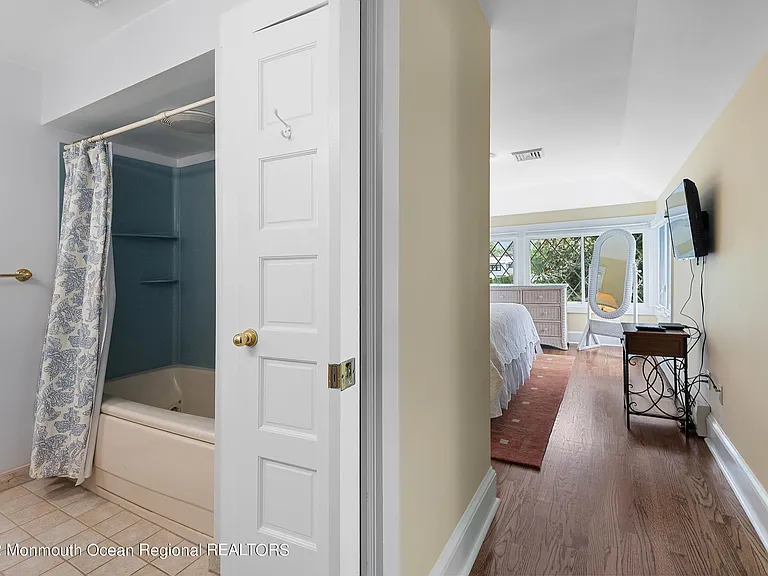 113 Beacon Blvd #FRONT HOUSE — Photo 12