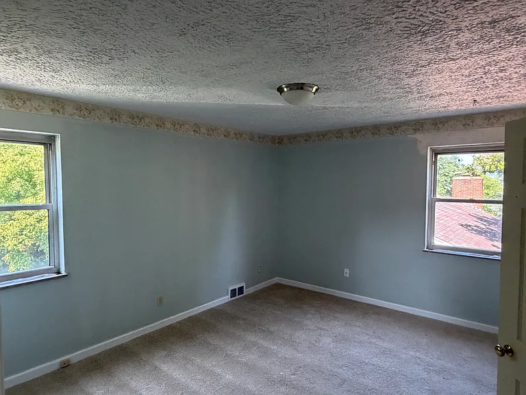 525 Riddle Crest Ln #2 — Photo 7
