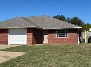 3166 Singletree Ave #B, Springdale, AR 72764