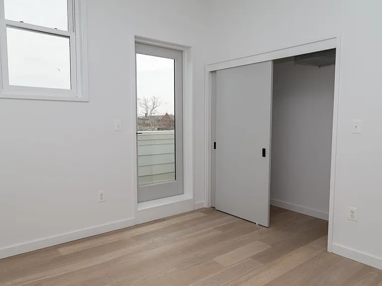 1443 Euclid St NW — Photo 55