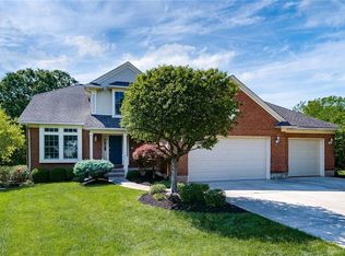 50 Robinglen Ct, Springboro, OH 45066