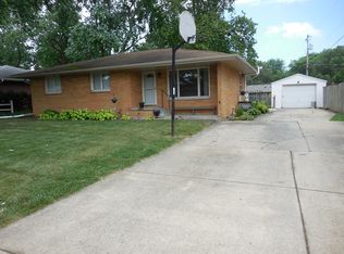 2205 Campbell Dr, Champaign, IL 61821