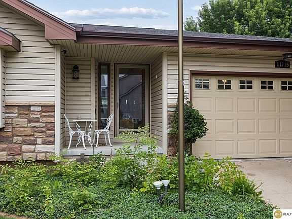 2nd image of 11715 S 25th Avenue Cir
