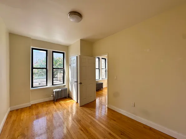 280 14th Street image 1 of 7