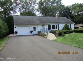 34 Cherry Tree Rd, Loudonville, NY 12211