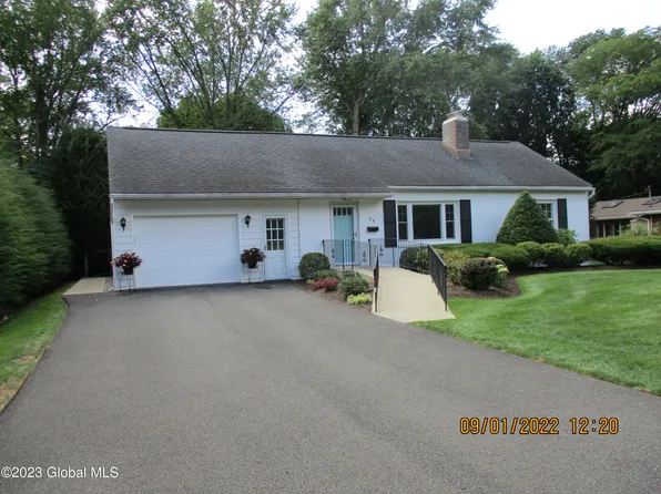 34 Cherry Tree Road, Loudonville, NY 12211