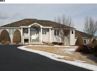 1657 Ridgecrest Dr, Loveland, CO 80537