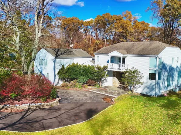 106A Comstock Hill Avenue, Norwalk, CT 06850