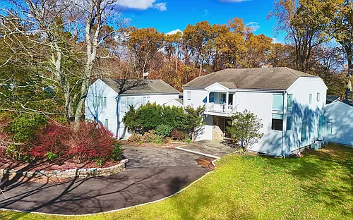 106 Comstock Hill Ave #A Photo 1