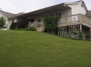 8968 Lamplighter Ln, Cadillac, MI 49601