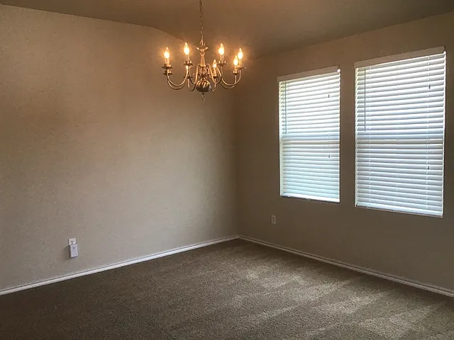 3 bed, 2.0 bath, 2289 sqft, $2,200 — Photo 4