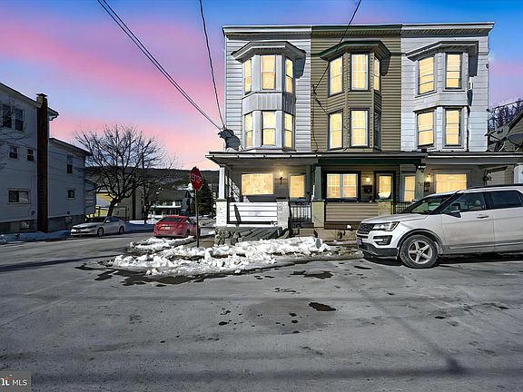 3rd image of 601 E Bertsch St