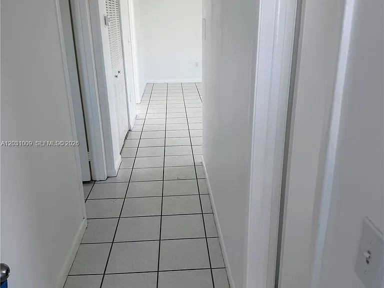 2001 Bay Dr #401 — Photo 5