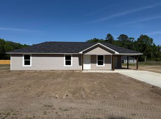 305 S Hampton St, Pinewood, SC 29125