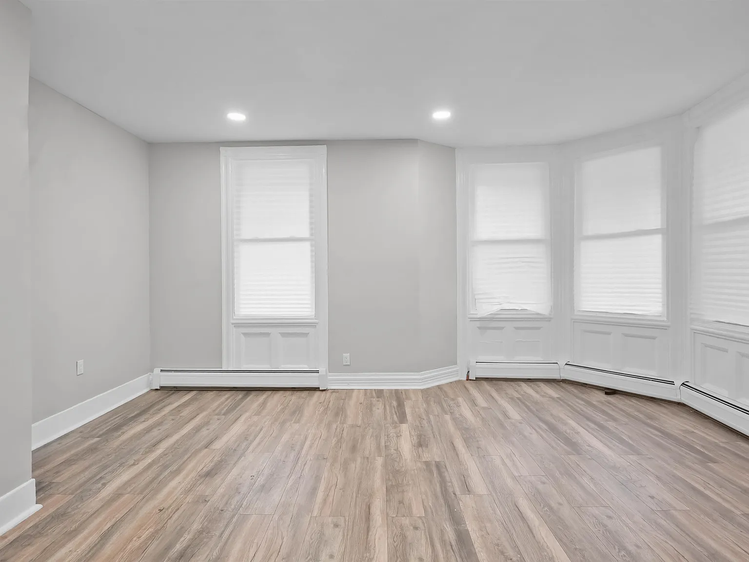 3 bed, 1.0 bath, $2,600 — Photo 4