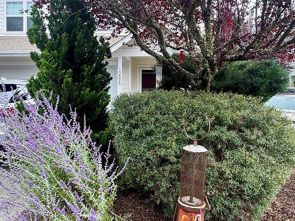 2nd image of 10595 NE Kingston Meadows Cir