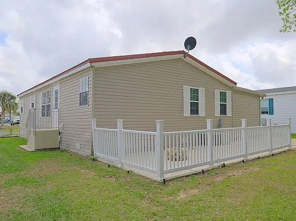 8874 Edgewater St, Foley, AL 36535