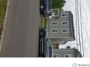 31 2nd St, Somerville, NJ 08876