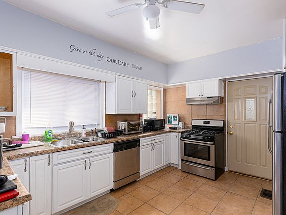 3rd image of 148 Bellwood Ave