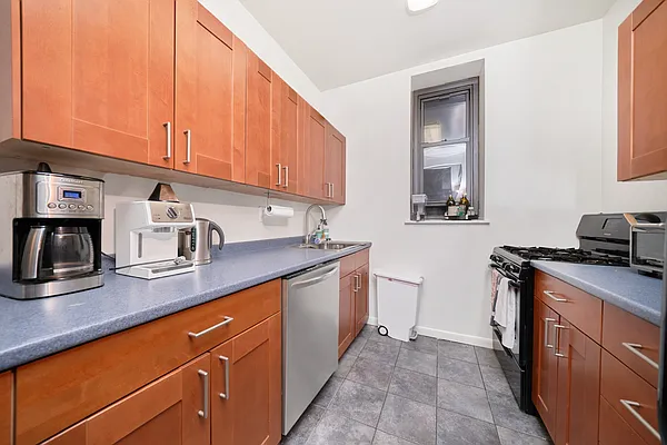 Rented by Living New York | media 13