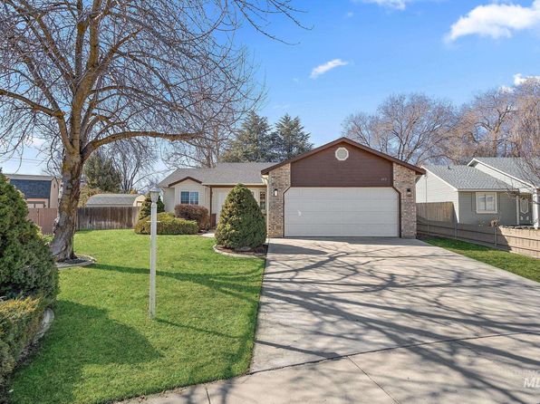 613 Arrowhead Dr, Nampa, ID 83686