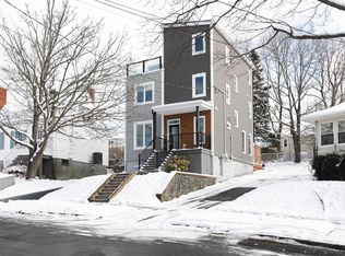 3669 Basinview Dr, Halifax, NS B3K 4Z7