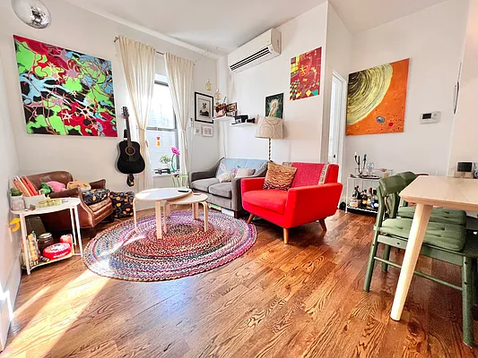 Rented by ERNY LLC | media 5