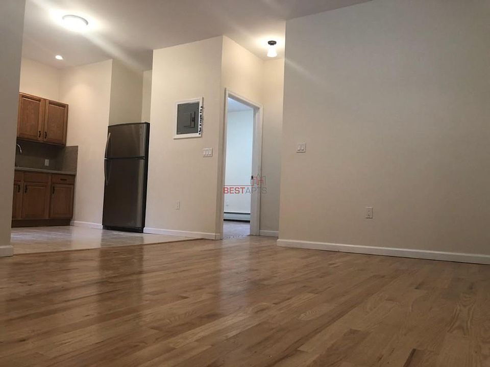1st image of 4420 10th Ave APT 2B