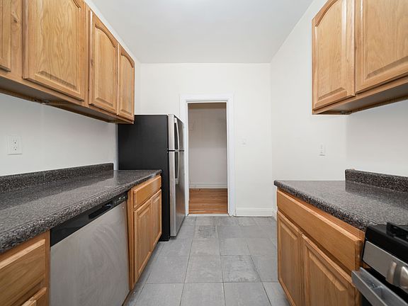 4th image of 350 Fort Washington Ave APT 1D