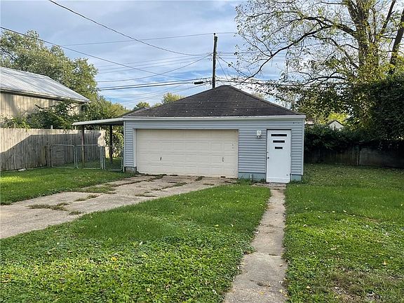 3rd image of 2238 Gipsy Dr