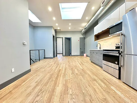 Rented by Doorway NYC, LLC | media 1