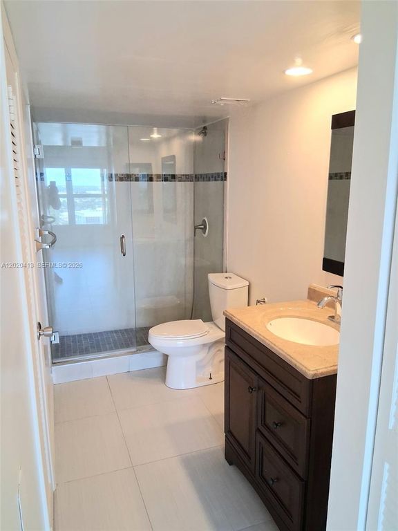 405 N Ocean Blvd APT 1815, photo 8