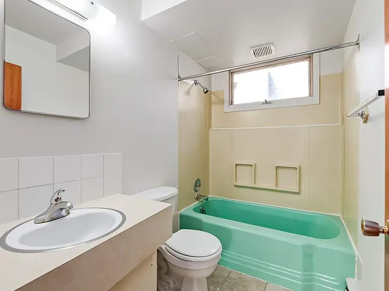 721 7th Ave S #13 — Photo 18