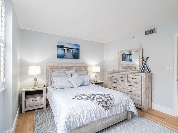 5th image of 255 NE 3rd Ave APT 405