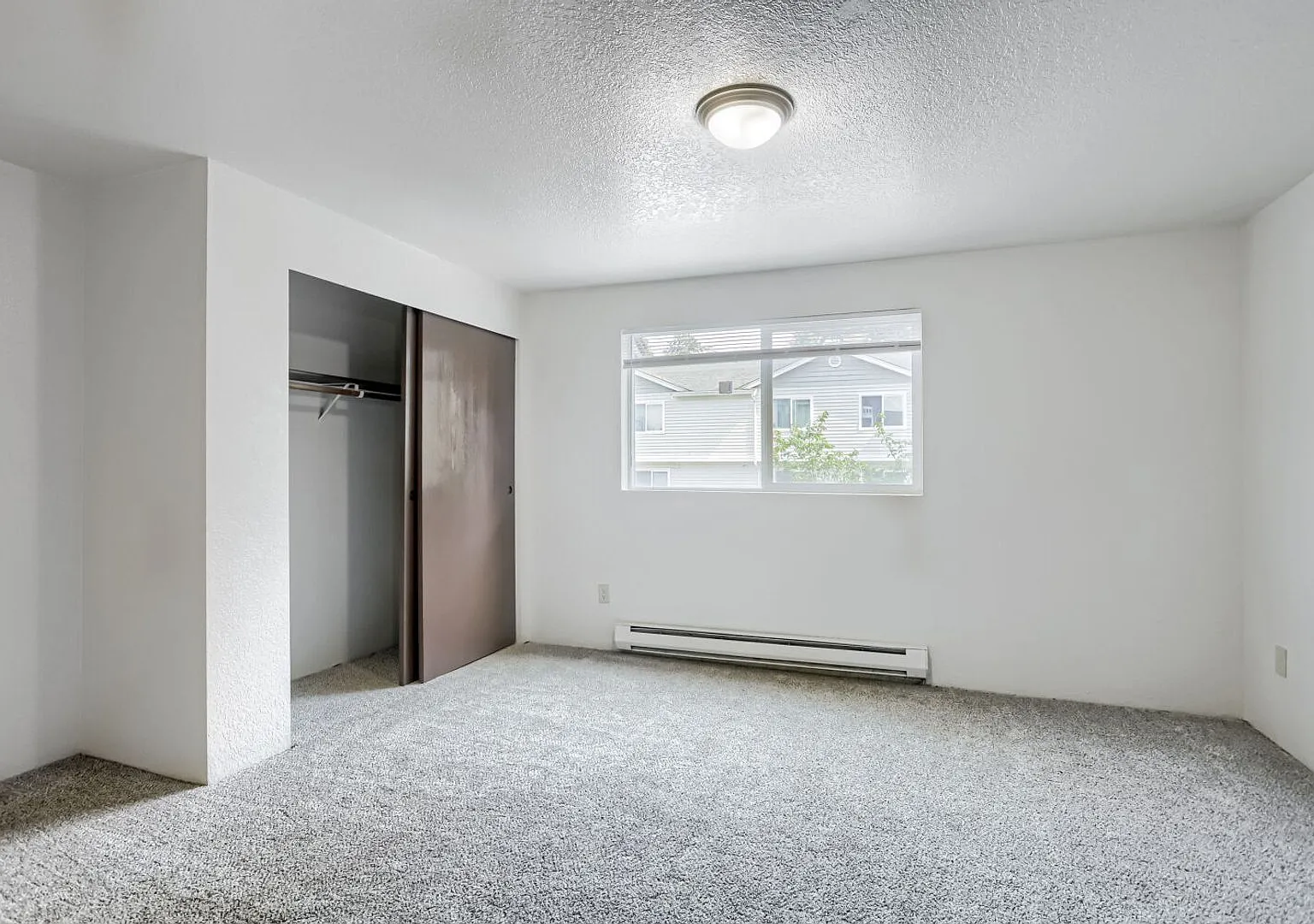 6931 Rainier Dr — Photo 3