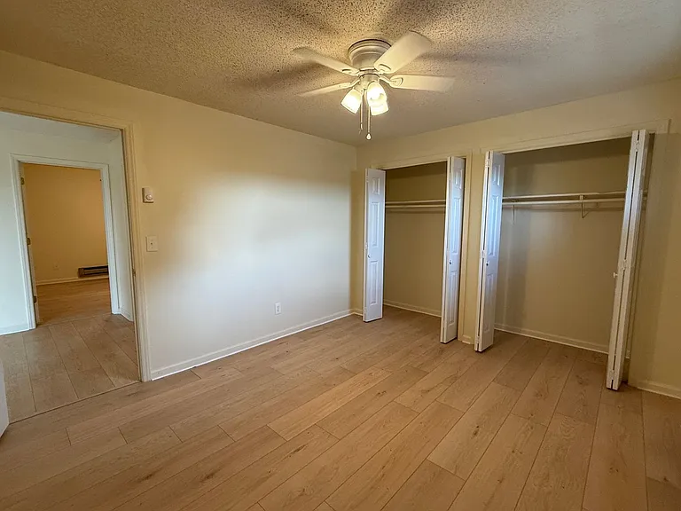 113 Elliott And Scott Cir — Photo 8