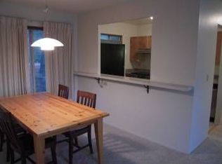 7746 SW Barnes Rd UNIT D, Portland, OR 97225