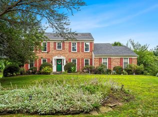 17 Springhill Dr, Princeton Junction, NJ 08550