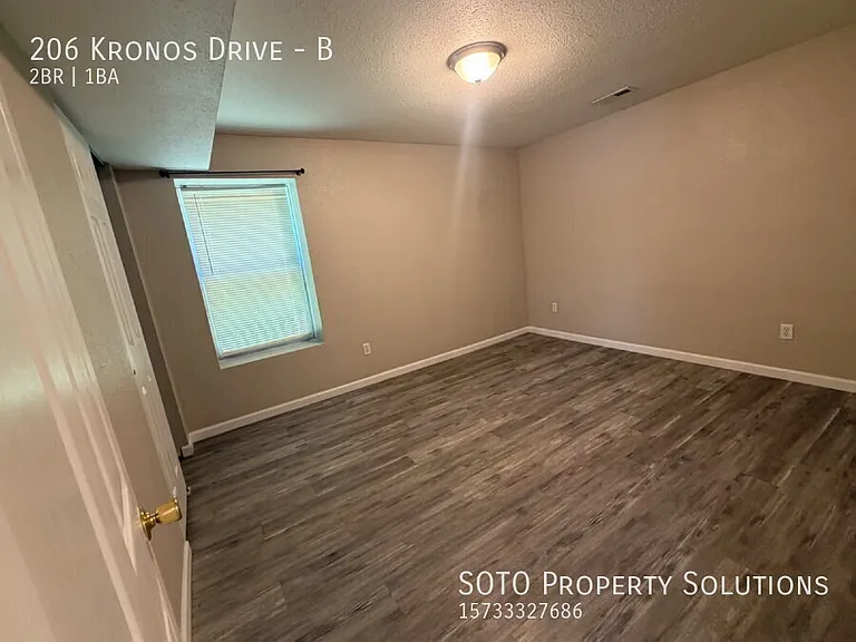 206 Kronos Dr #B — Photo 10