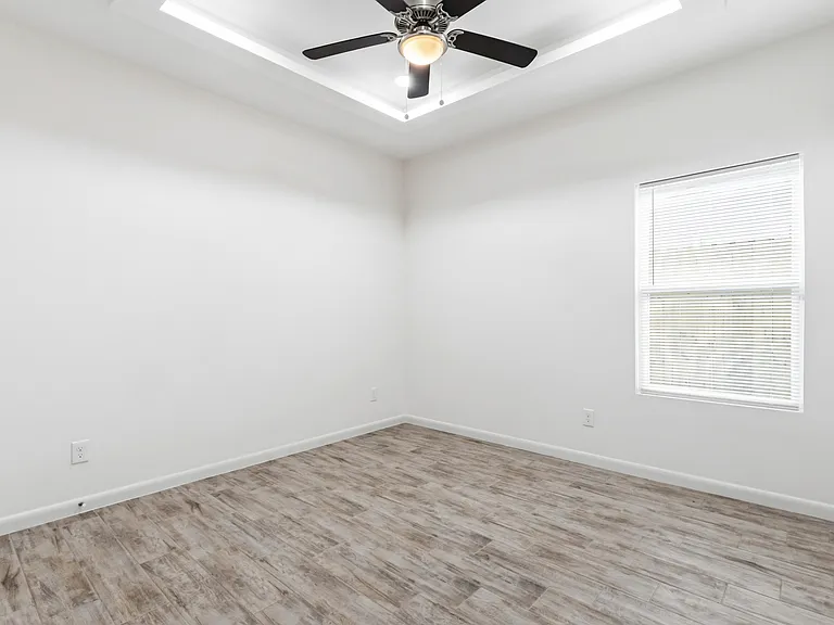 2709 W Bliss St #1 — Photo 9
