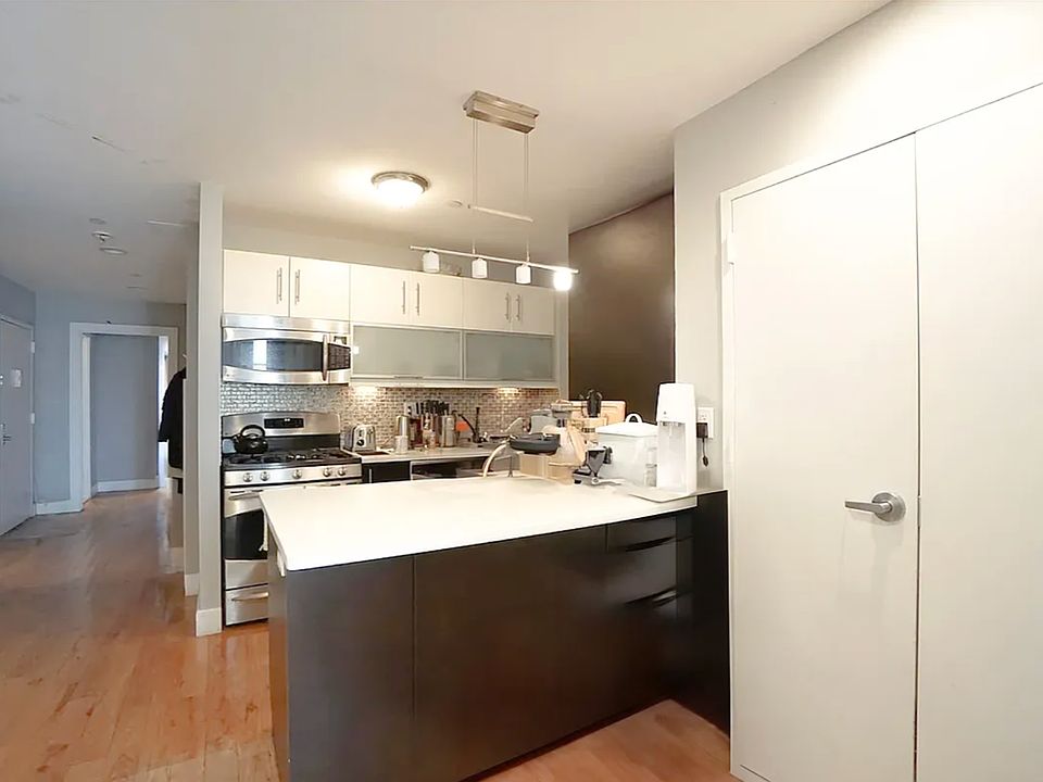 1st image of 42 Meserole St APT 402
